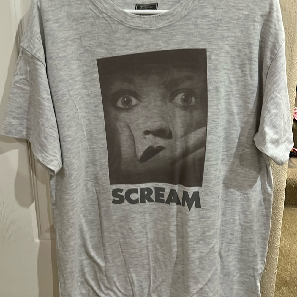 Women’s American Eagle T-shirt size Small